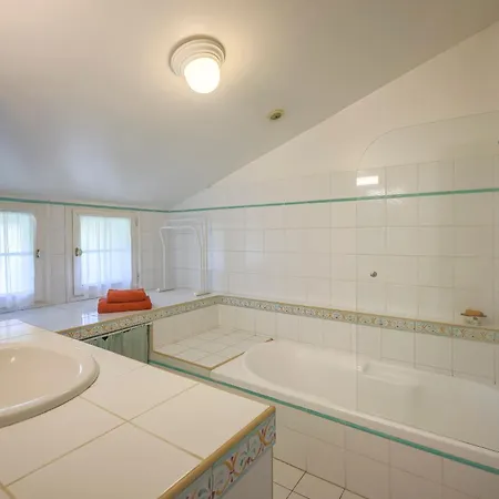 Berhartia Σπίτι διακοπών