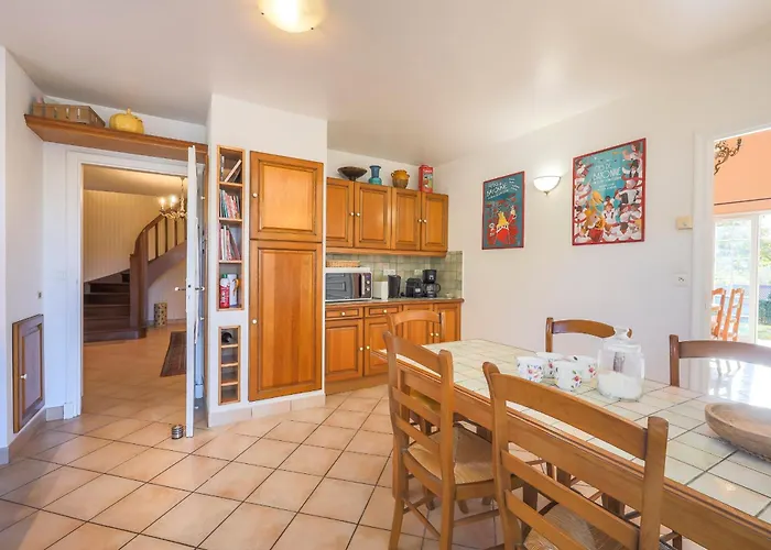 Berhartia 펜션 캄보레방